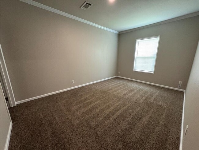 Building Photo - 685 Eileens Way