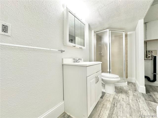 Building Photo - 1852 E 99th Ave