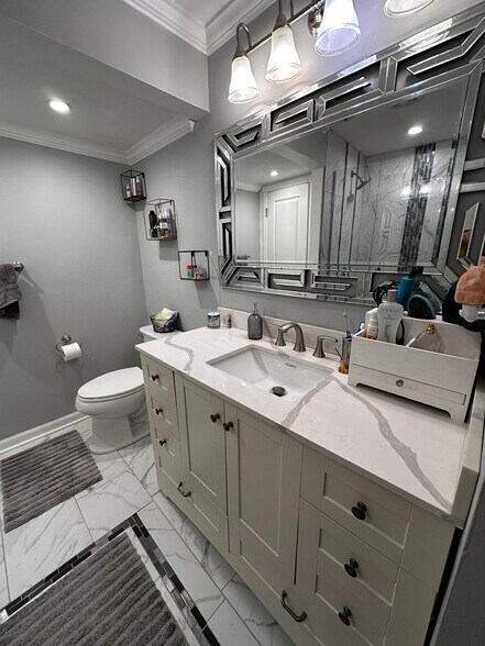 Building Photo - 39D Beehunter Ct