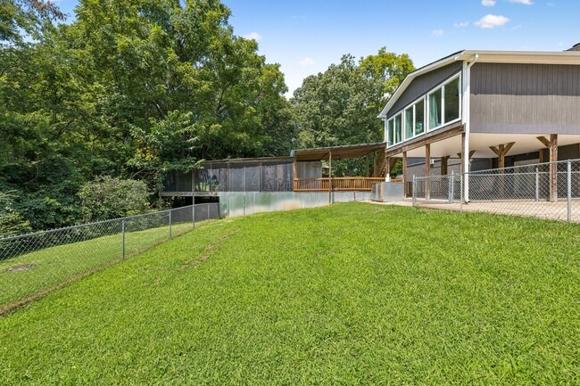 Building Photo - 326 Draper Cir