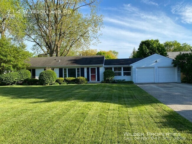 Primary Photo - 714 W Woodland Rd