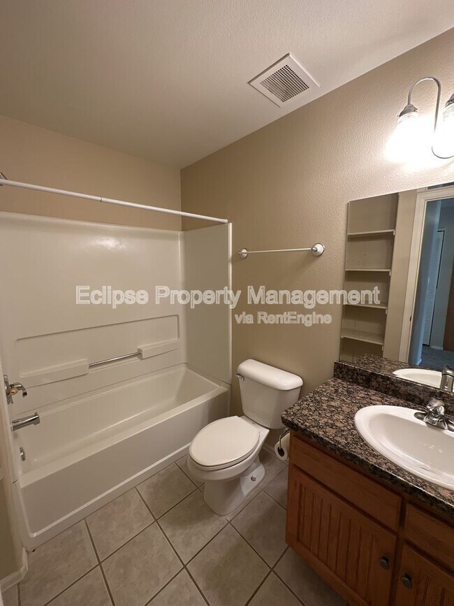 Building Photo - 488 Coronado Ct