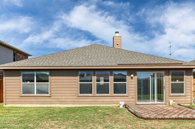 Building Photo - 14617 Eaglemont Dr
