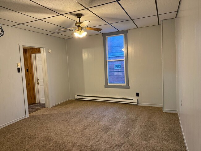 Building Photo - 201 W Market St