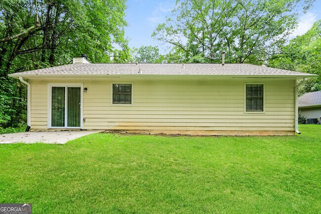 Building Photo - 149 Adrian Dr