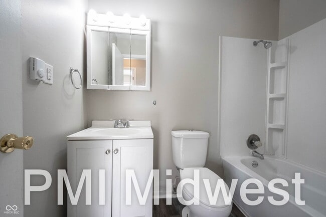 Building Photo - 4881 300W