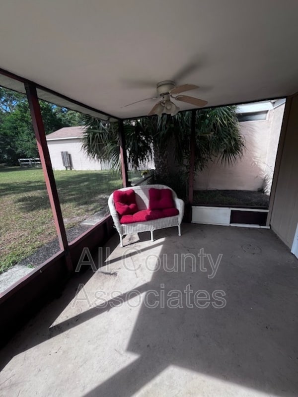 Building Photo - 11023 Hook Ln