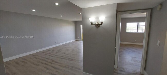 Building Photo - 7410 SW 82nd St