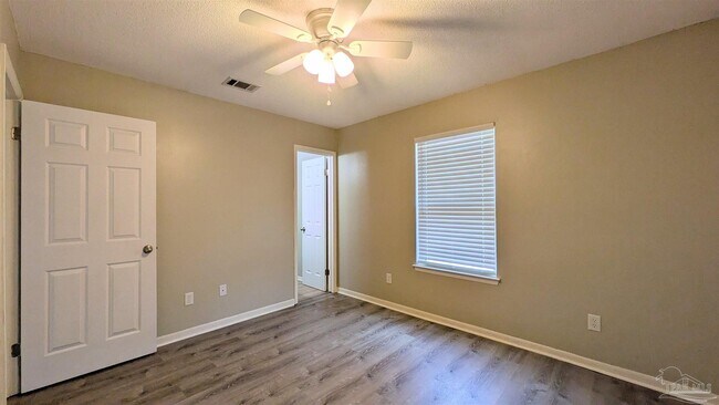 Building Photo - 3212 Cornell Dr