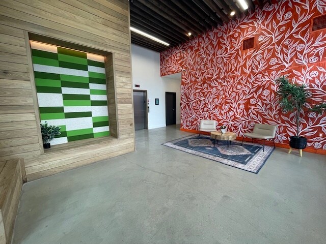 Building Photo - 1501 N 31st St