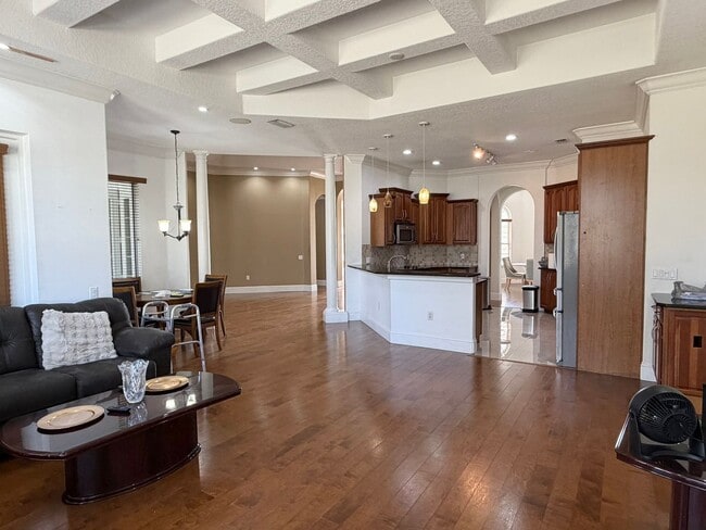 Building Photo - 2006 Pirie Pl