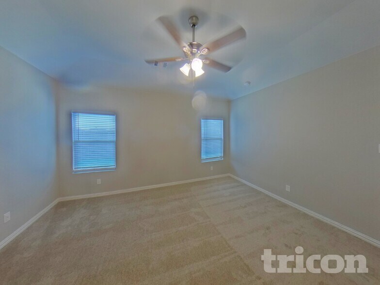 Building Photo - 345 Forage Dr