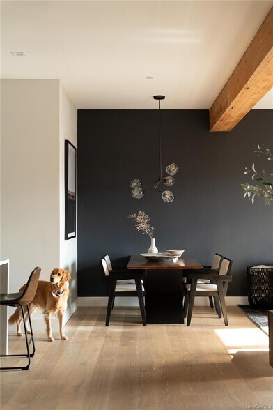 Building Photo - 50 Chestnut St