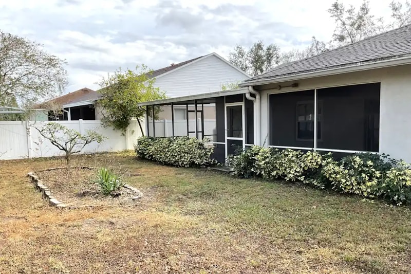 Building Photo - 9601 Wydella St