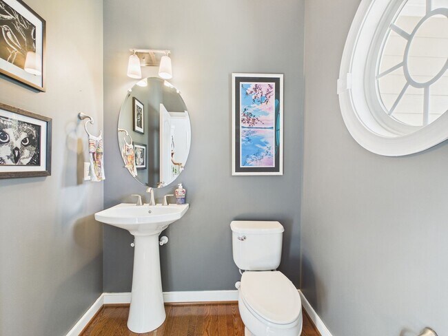 Building Photo - 12106 Golden Aster Terrace