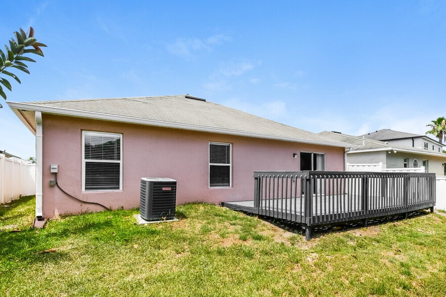 Building Photo - 2961 Elbib Dr