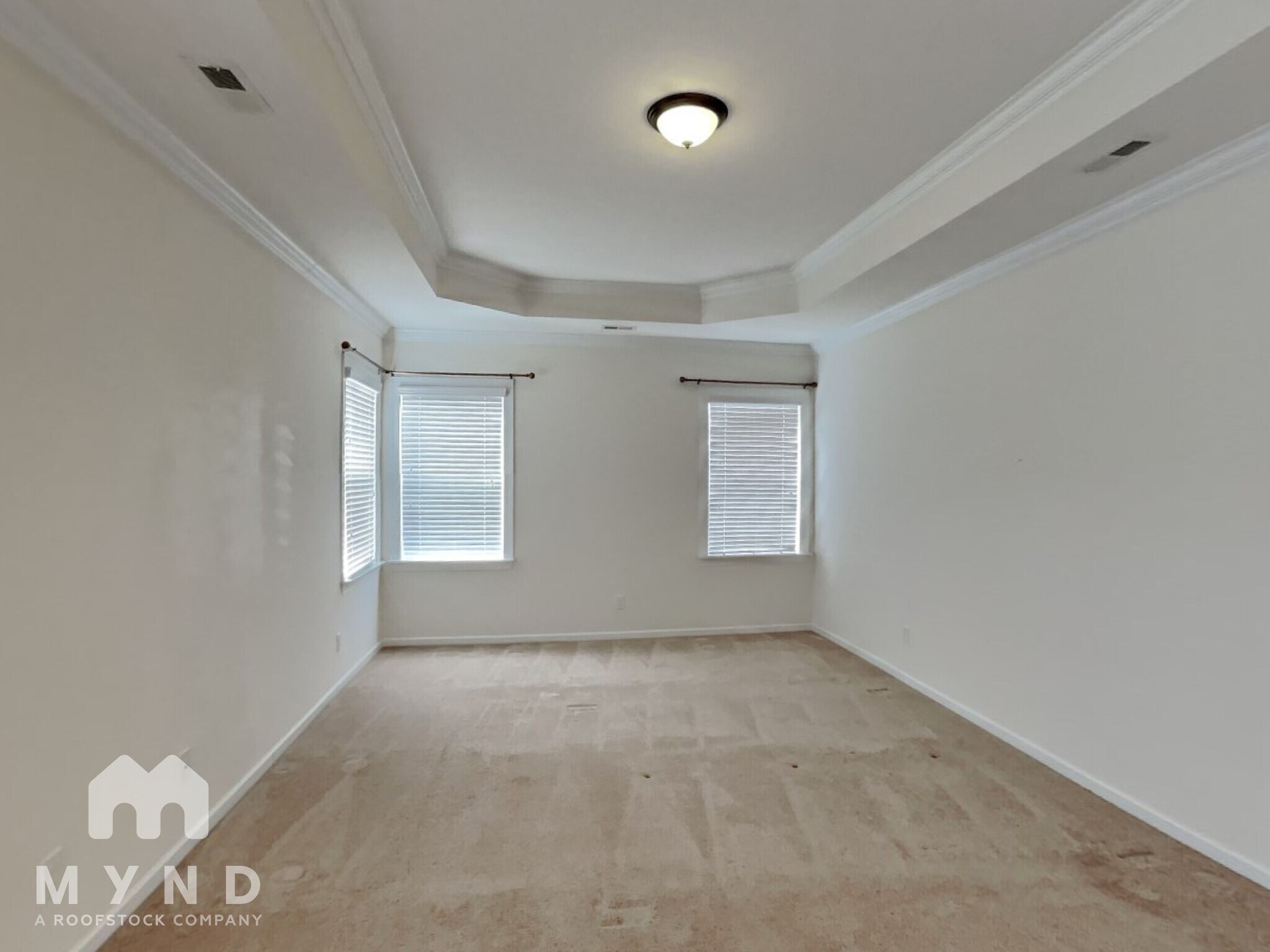 Building Photo - 10512 Royal Winchester Dr