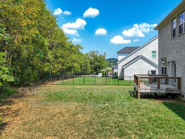 Building Photo - 631 Silva Ln