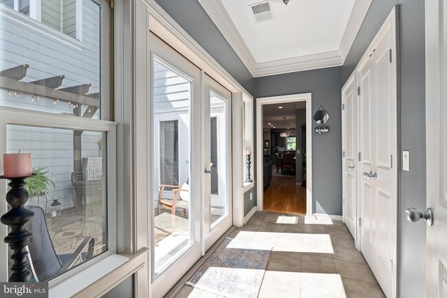Building Photo - 3369 Preston Shore Dr