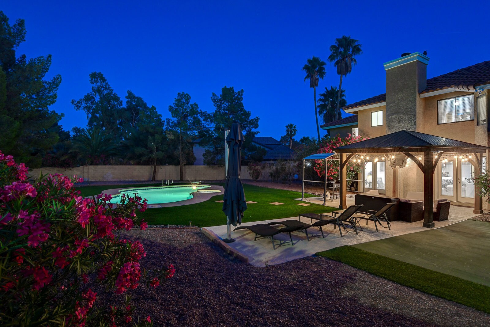 Building Photo - 2224 Lucerne Ct