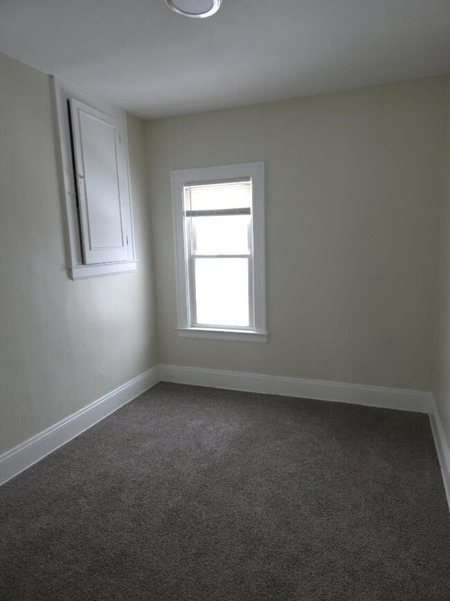 Building Photo - 4014 Cypress Ave