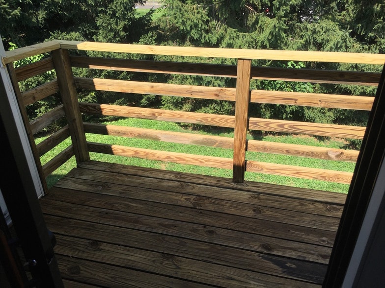 Deck - 1825 Bridgetown Pike