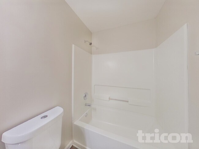 Building Photo - 708 Percevil Point