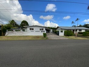 Building Photo - T1217ach
