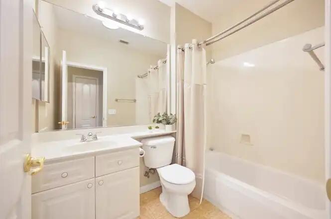 Building Photo - 10134 Creek Trail Cir