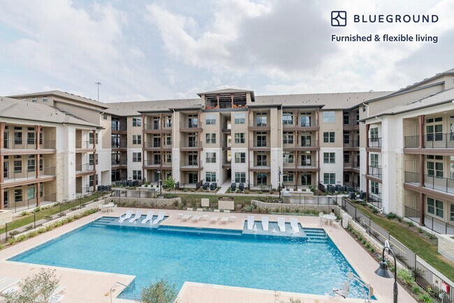 Building Photo - 1501 W Howard Ln