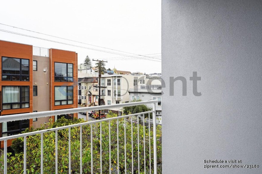 Building Photo - Unit 241