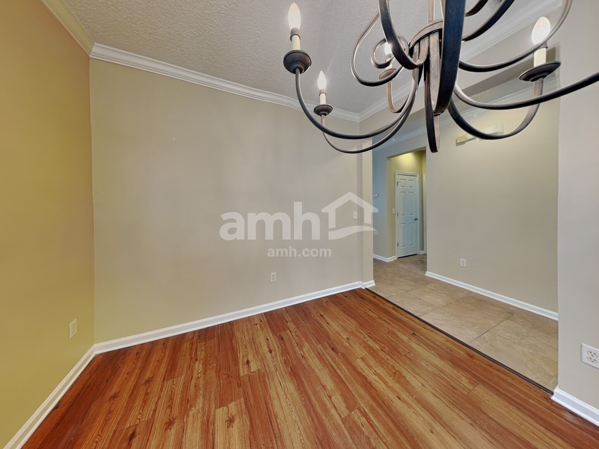 Building Photo - 6285 Pendragon Pl