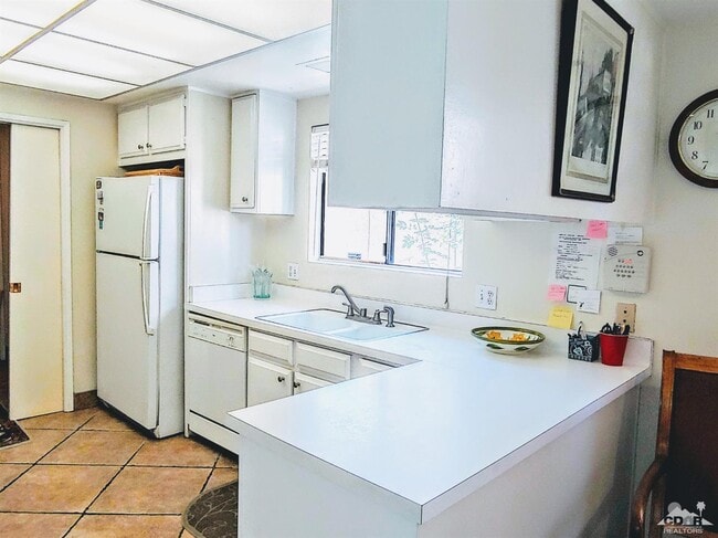 Building Photo - 69940 Los Cocos Ct