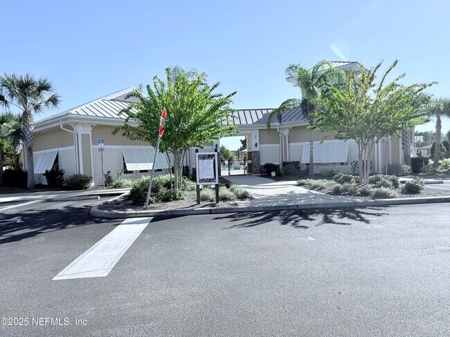 Building Photo - 304 Green Turtle Ln