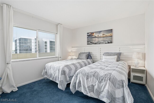 Building Photo - 10475 Gulf Shore Dr