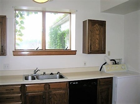 Building Photo - 4908 Washington Ave