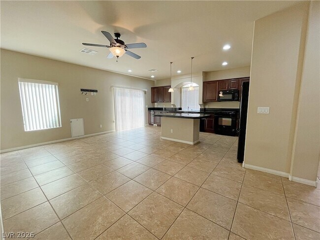 Building Photo - 10965 Pinion Woods Ct