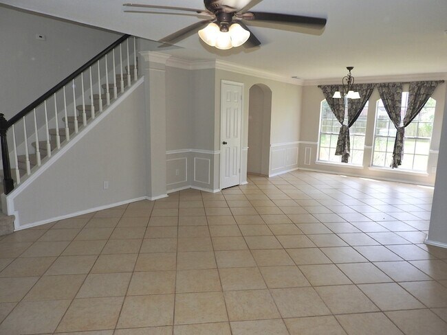 Building Photo - 4427 Wavertree Dr