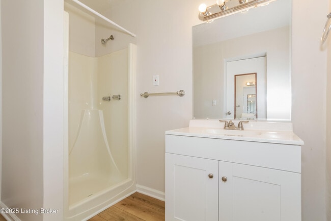 Building Photo - 1628 Greenland Park Cir