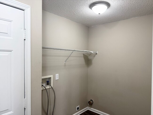 Building Photo - Two Story Home