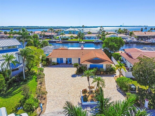 Building Photo - 5050 Porpoise Pl