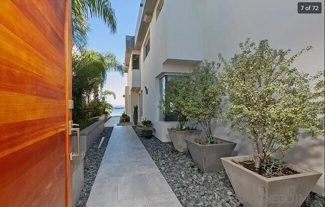 Building Photo - 5 Spinnaker Way