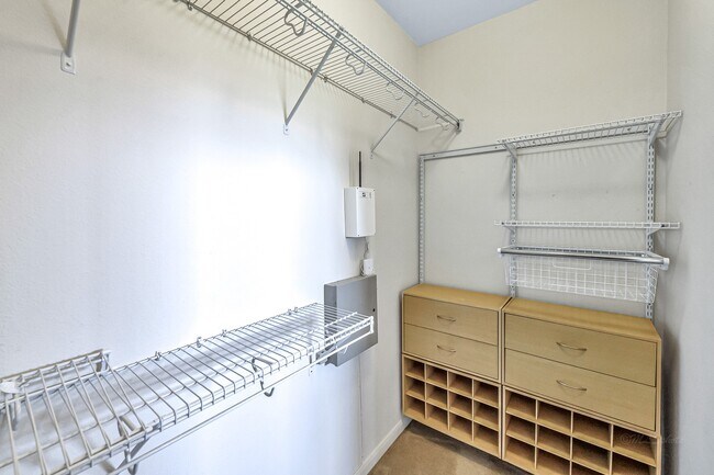 Building Photo - 20243 Sunset Ranch Dr