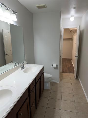 Building Photo - 10035 Wake Bridge Dr