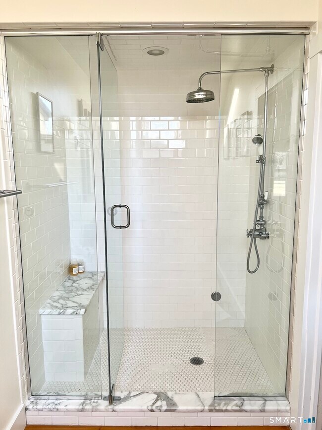 Building Photo - 87 Beaver Dam Rd