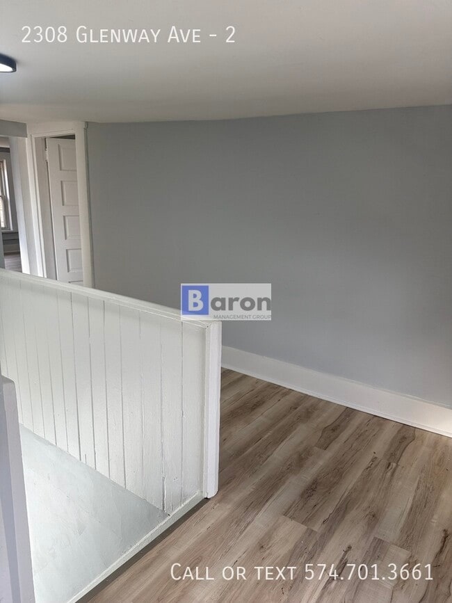 Building Photo - 2308 Glenway Ave