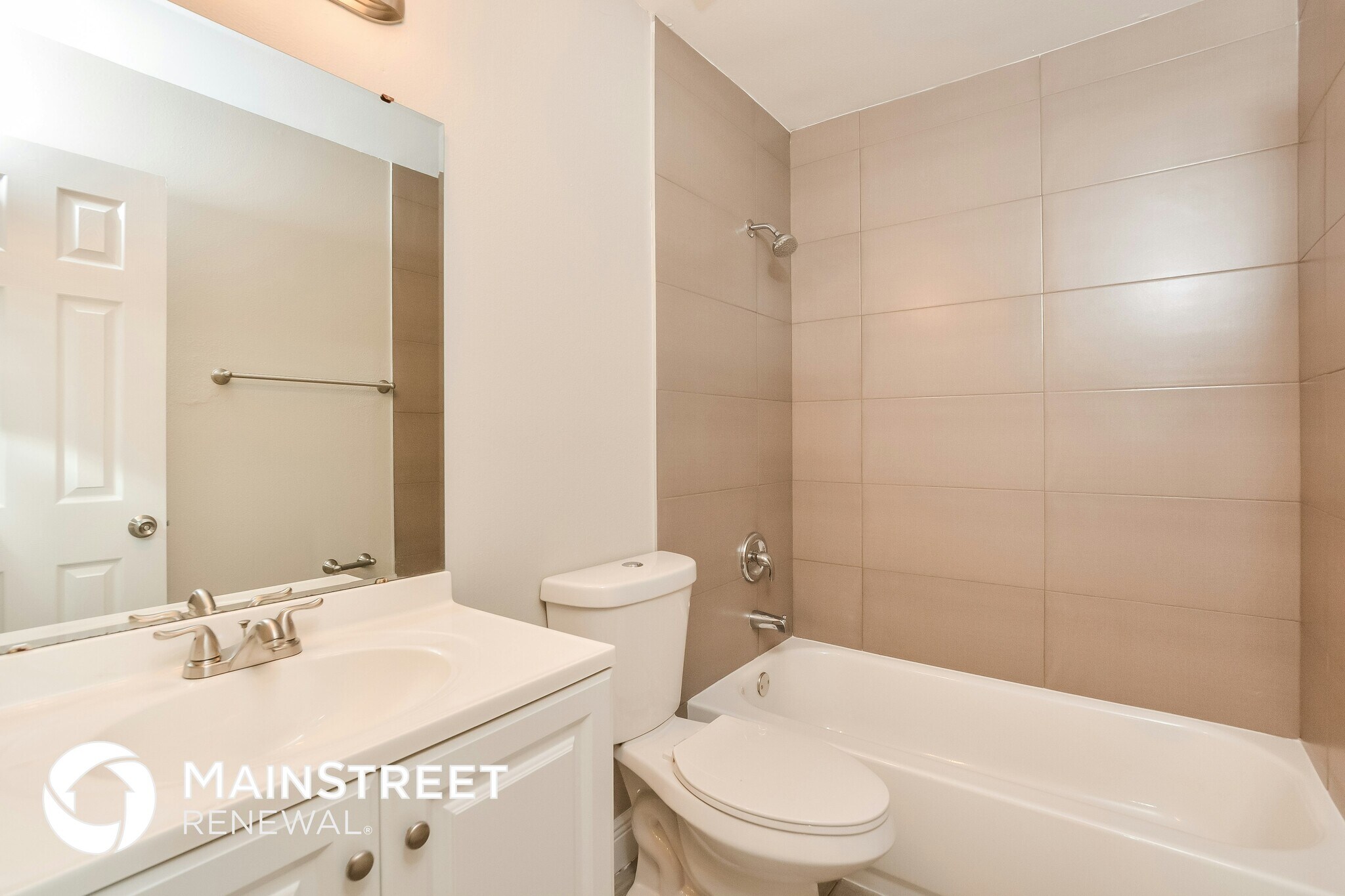 Building Photo - 2755 Candler Dr