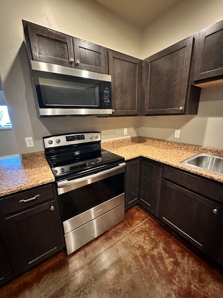 Building Photo - 34 Railway Ave