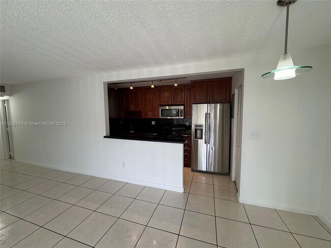 Building Photo - 4440 NW 79th Ave