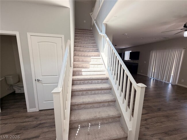 Building Photo - 7852 Pyramid Peak St